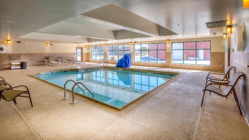 Holiday Inn Express Wichita South image