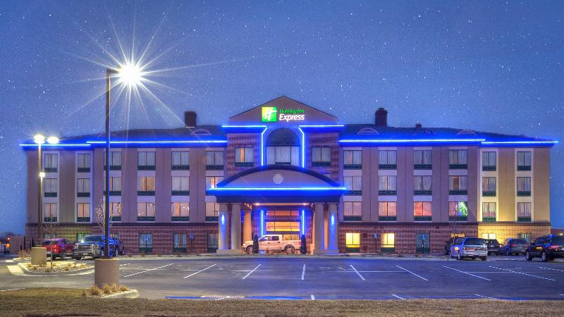 Holiday Inn Express Wichita South image