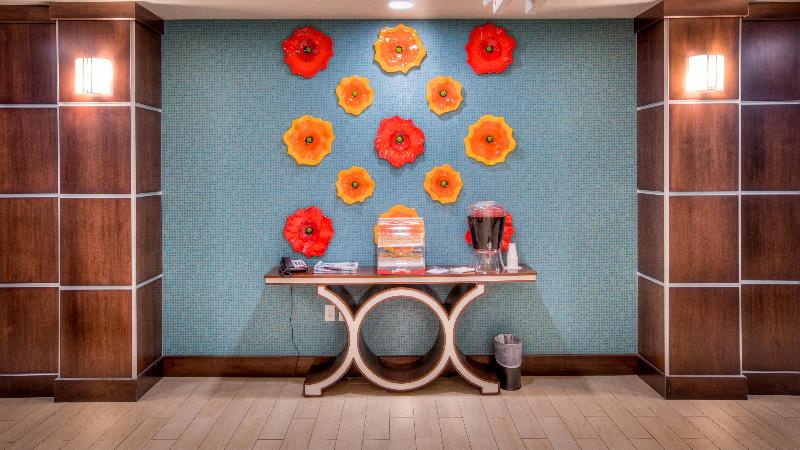 Holiday Inn Express Wichita South image