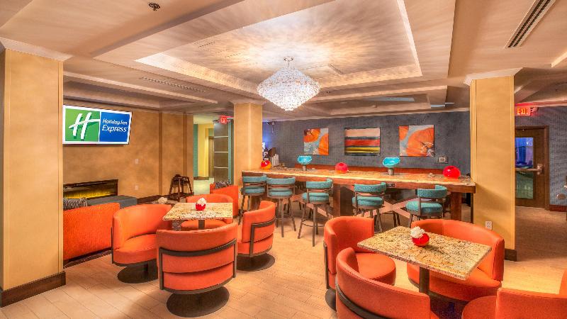 Holiday Inn Express Wichita South image