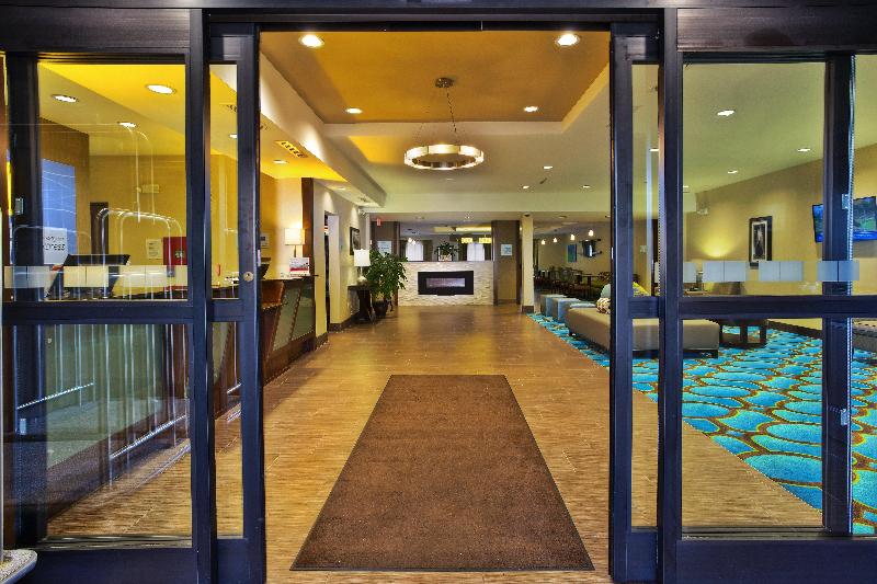 Holiday Inn Express Hastings image