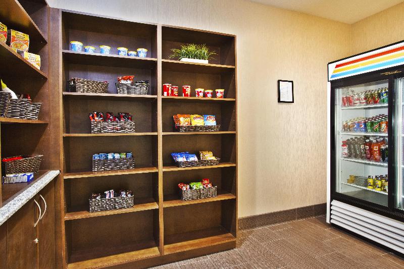 Holiday Inn Express Hastings image