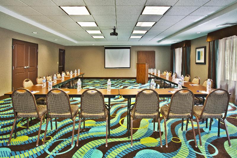 Holiday Inn Express Hastings image