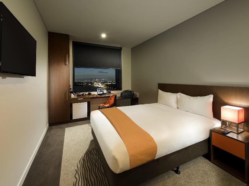 Ibis Brisbane Airport image