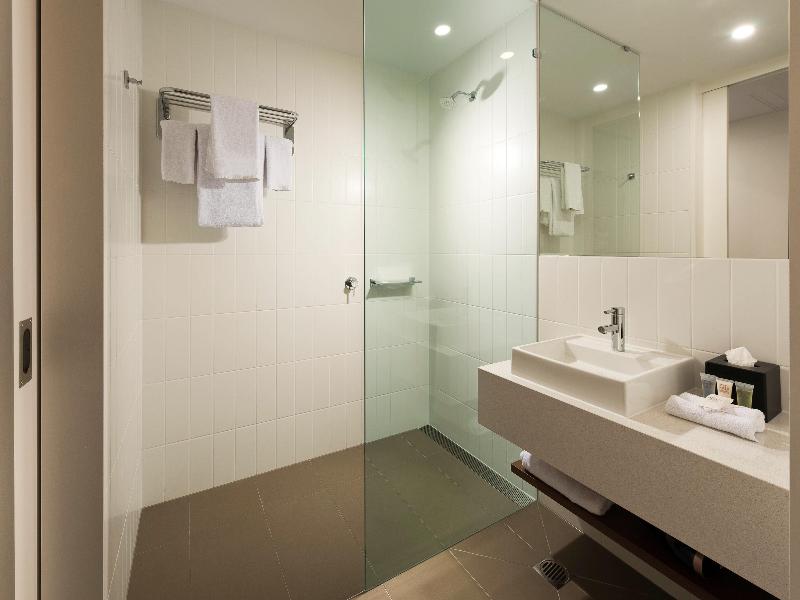 Ibis Brisbane Airport image