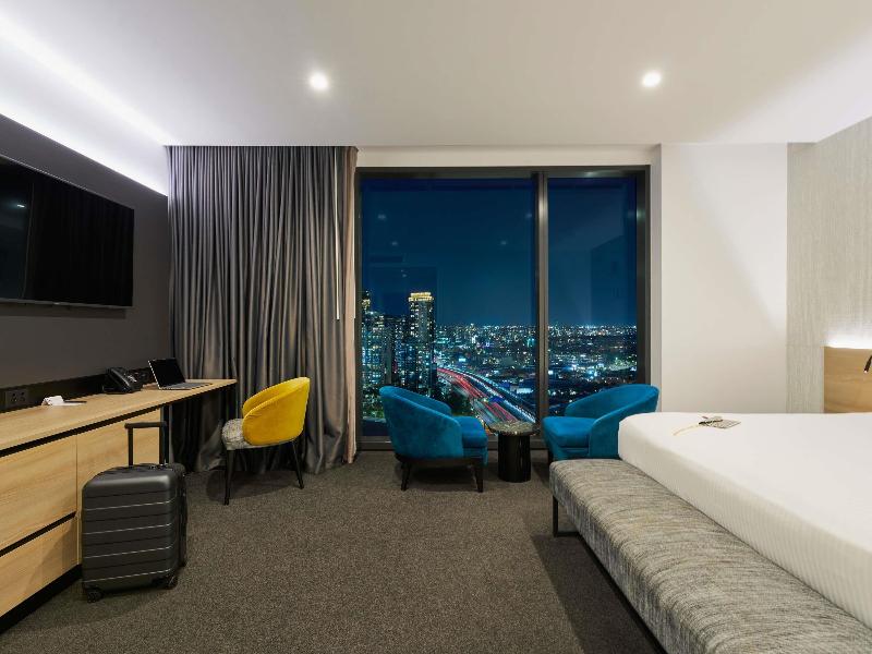 Novotel South Wharf image