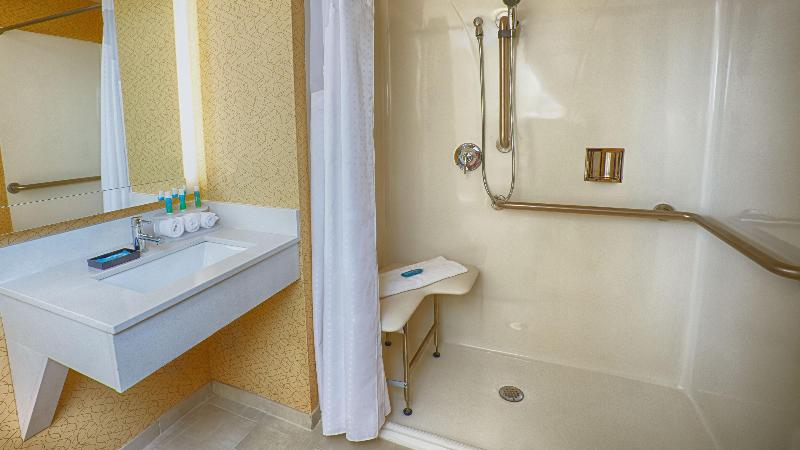 Holiday Inn Express Bordentown - Trenton South