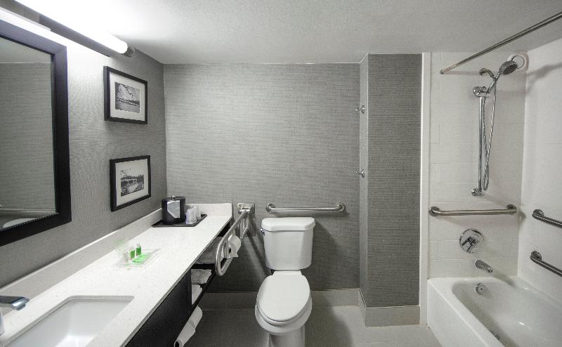 Holiday Inn Princeton photo 16