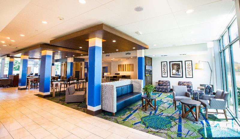 Holiday Inn Express & Suites Greenwood Mall image
