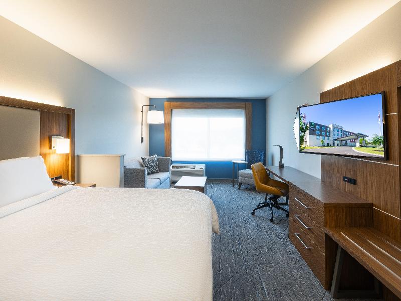 Holiday Inn Express & Suites Greenwood Mall image