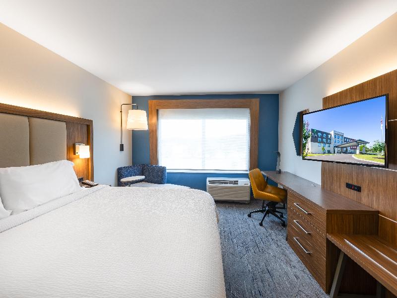 Holiday Inn Express & Suites Greenwood Mall image