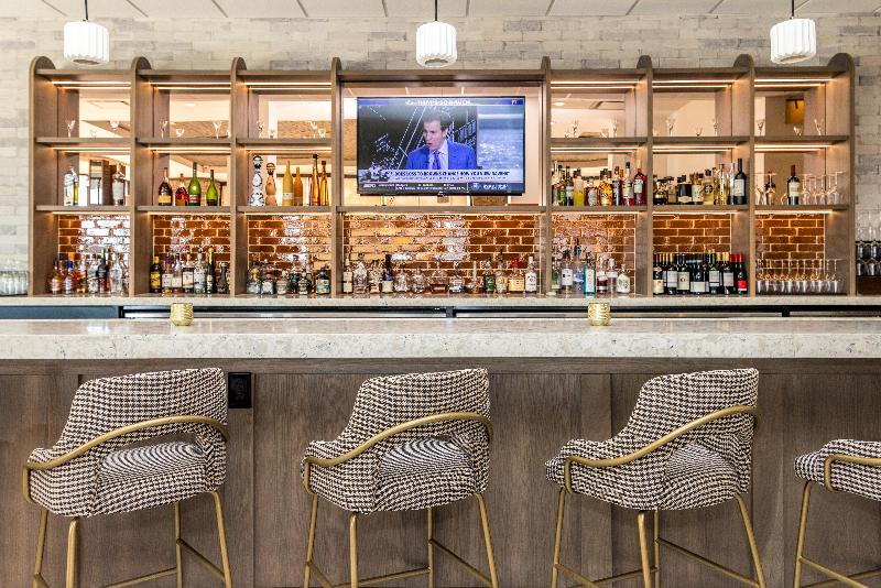 Voco The Clair Cincinnati Downtown By IHG image