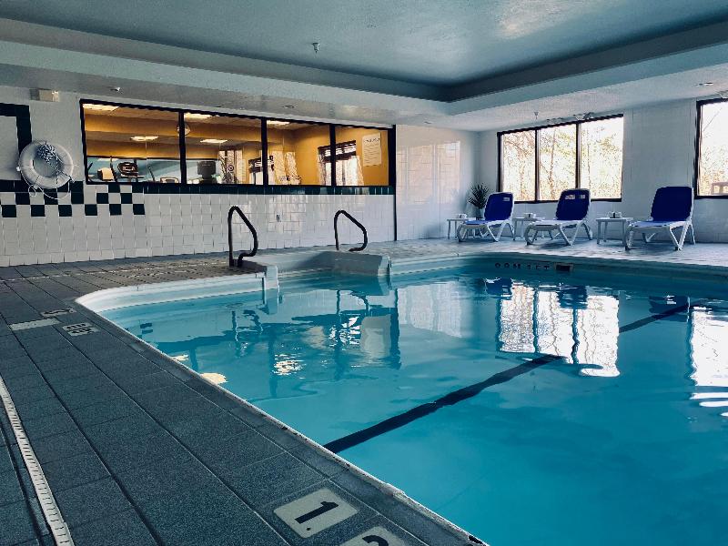 Holiday Inn Express and Suites Plymouth image