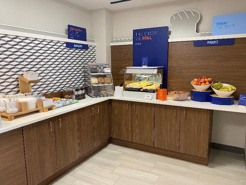 Holiday Inn Express and Suites Plymouth image