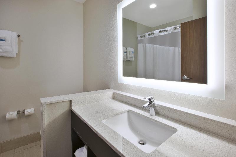 Holiday Inn Express & Suites Parkersburg East IHG photo 23