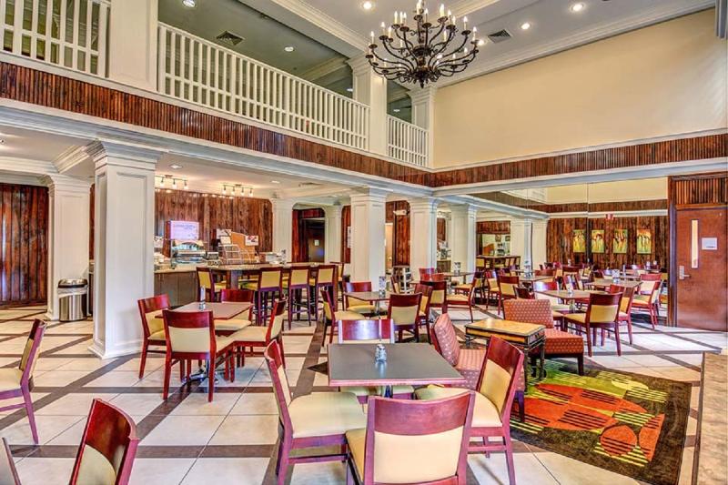 The Inn at River Landing