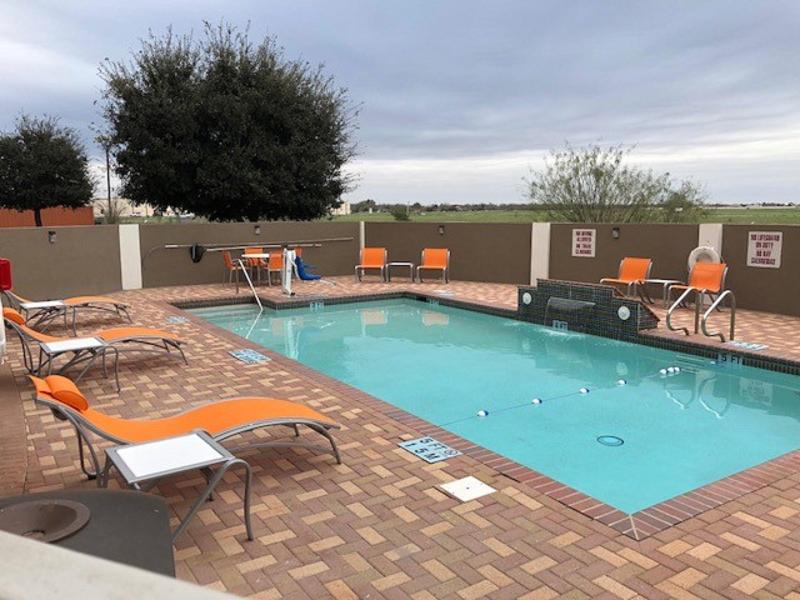 Holiday Inn Express and Suites Rio Grande City image