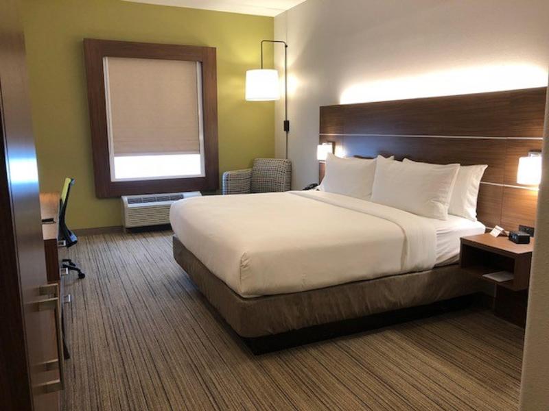 Holiday Inn Express and Suites Rio Grande City image