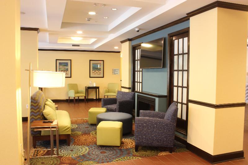 Holiday Inn Express and Suites Lebanon image