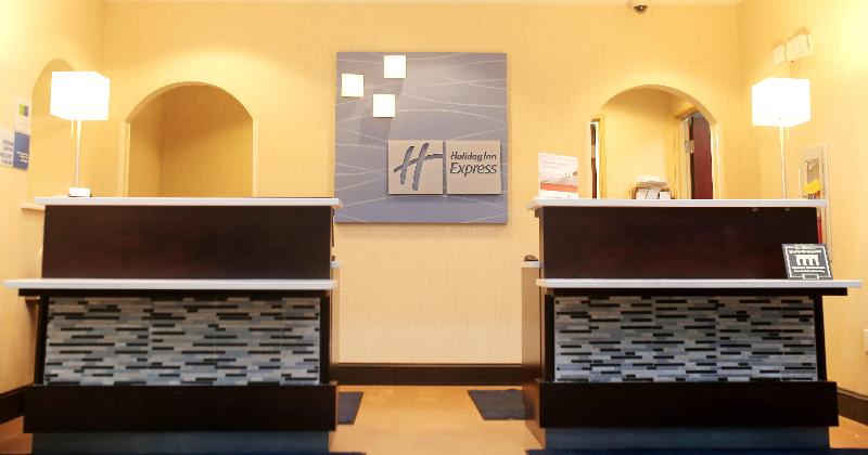 Holiday Inn Express and Suites Southport Oak Islan image