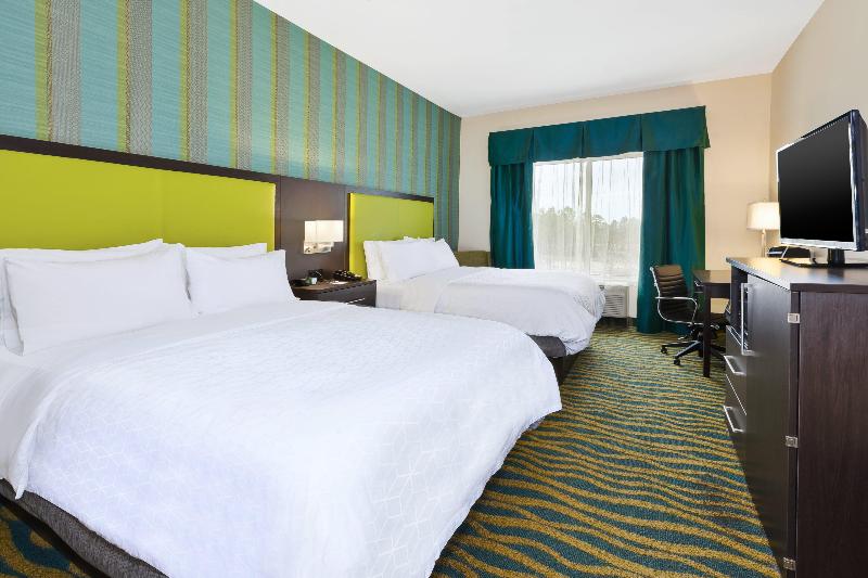 Holiday Inn Express and Suites Southport Oak Islan image