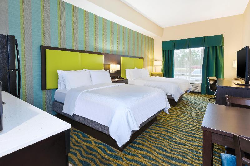 Holiday Inn Express and Suites Southport Oak Islan image