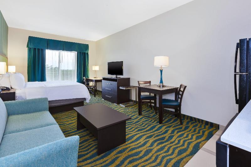 Holiday Inn Express and Suites Southport Oak Islan image
