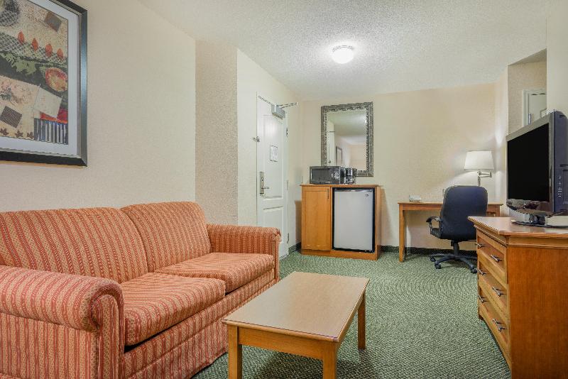 Wyndham Garden Otsego-Minneapolis — photo 11