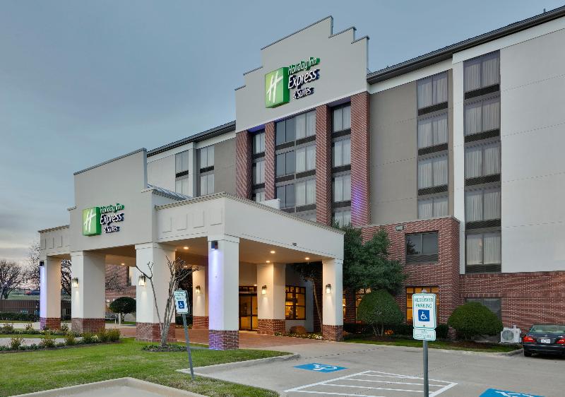 Holiday Inn Express Suites Irving Conv Ctr Las Col