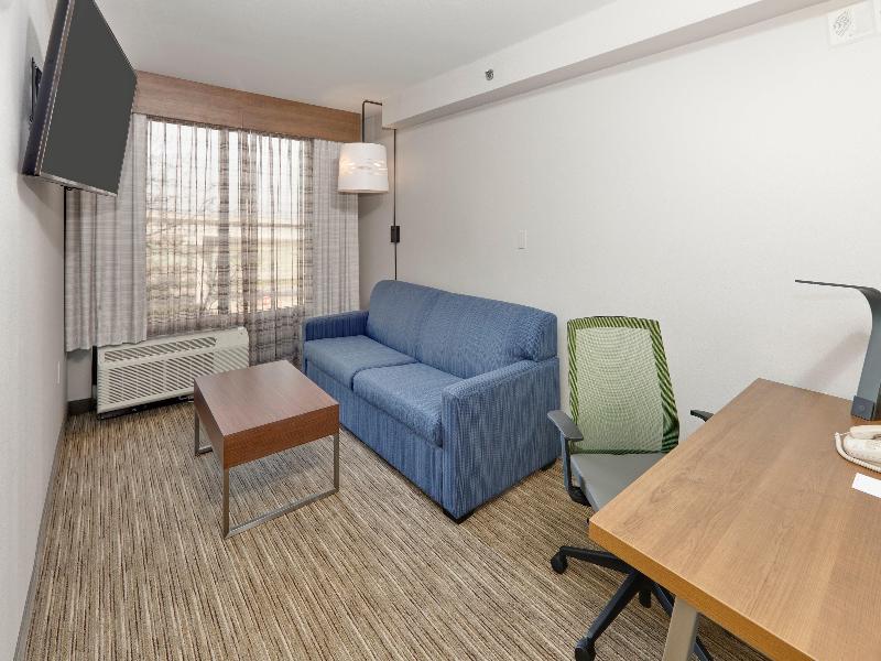 Holiday Inn Express Suites Irving Conv Ctr Las Col image