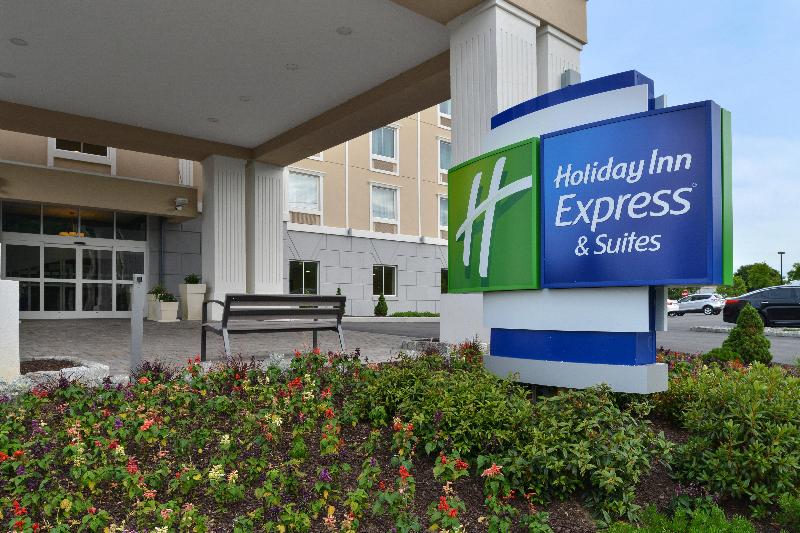 Holiday Inn Express Suites Peekskill-Lower Hudson image