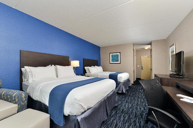 Holiday Inn Express Suites Peekskill-Lower Hudson image