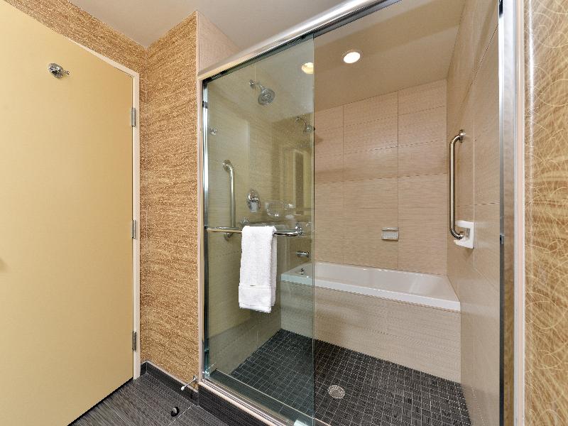 Holiday Inn Express Suites Peekskill-Lower Hudson image