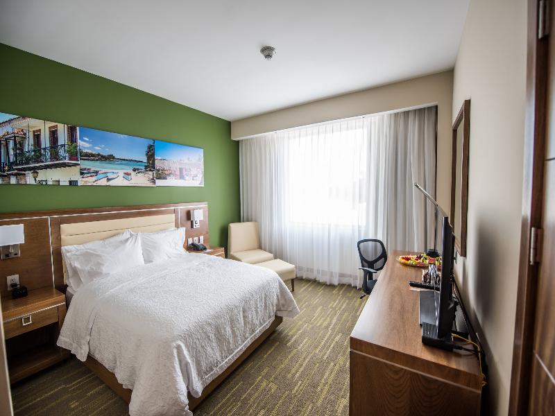 Hampton By Hilton Santo Doming Airport image