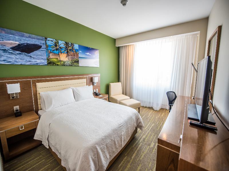 Hampton By Hilton Santo Doming Airport image