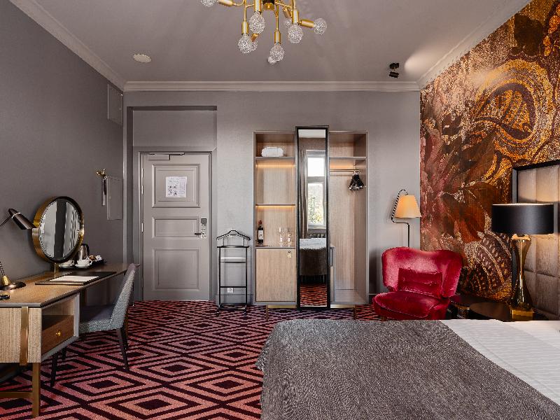 Grand Poet Hotel by Semarah image