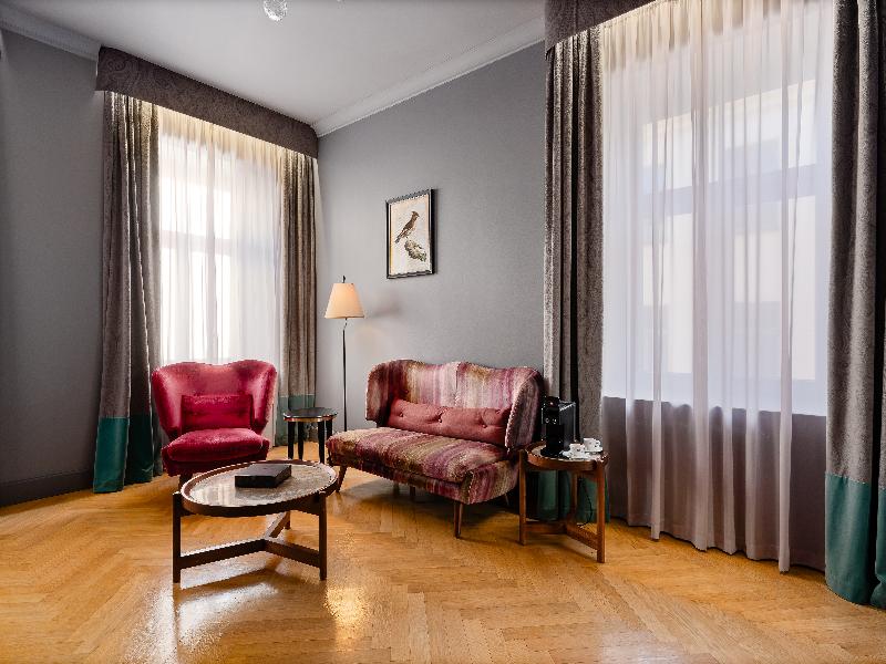 Grand Poet Hotel by Semarah image