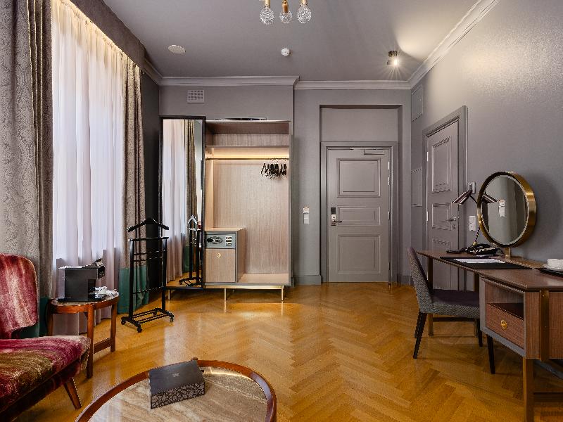 Grand Poet Hotel by Semarah image