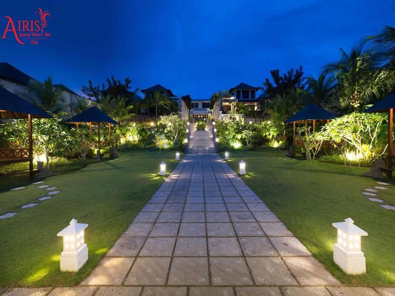 Airis Luxury Villas & Spa image