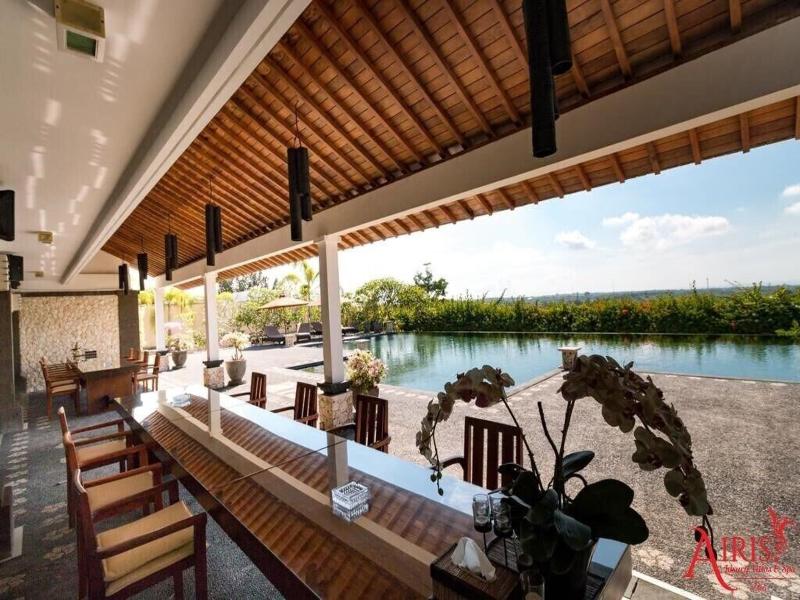 Airis Luxury Villas & Spa image