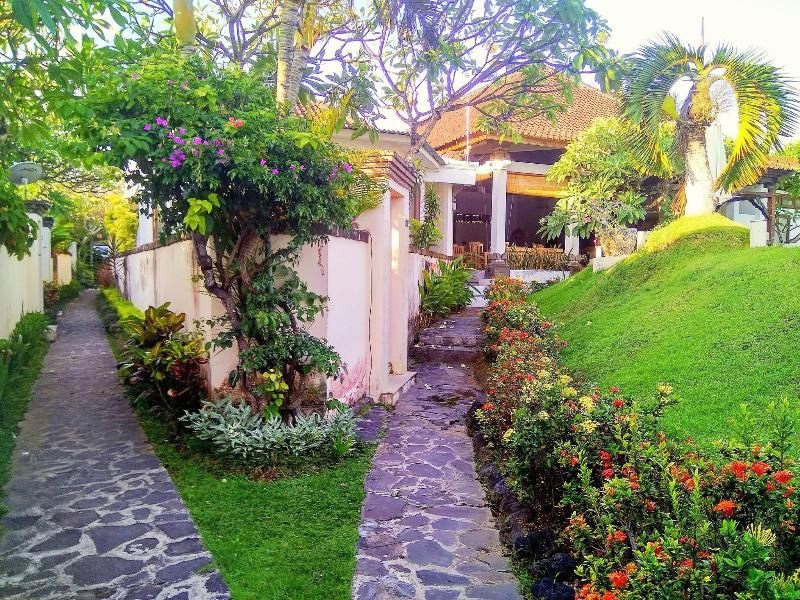 Nipuri Resort & Restaurant image