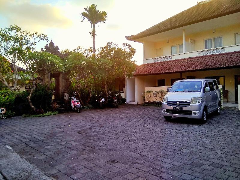 Nipuri Resort & Restaurant image