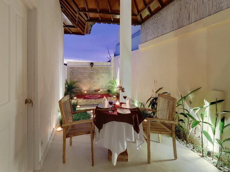 Nipuri Resort & Restaurant image