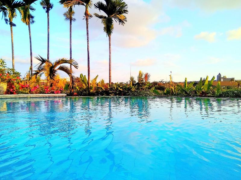Nipuri Resort & Restaurant image