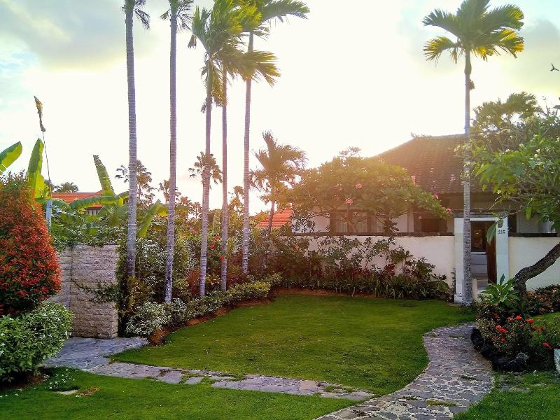 Nipuri Resort & Restaurant image