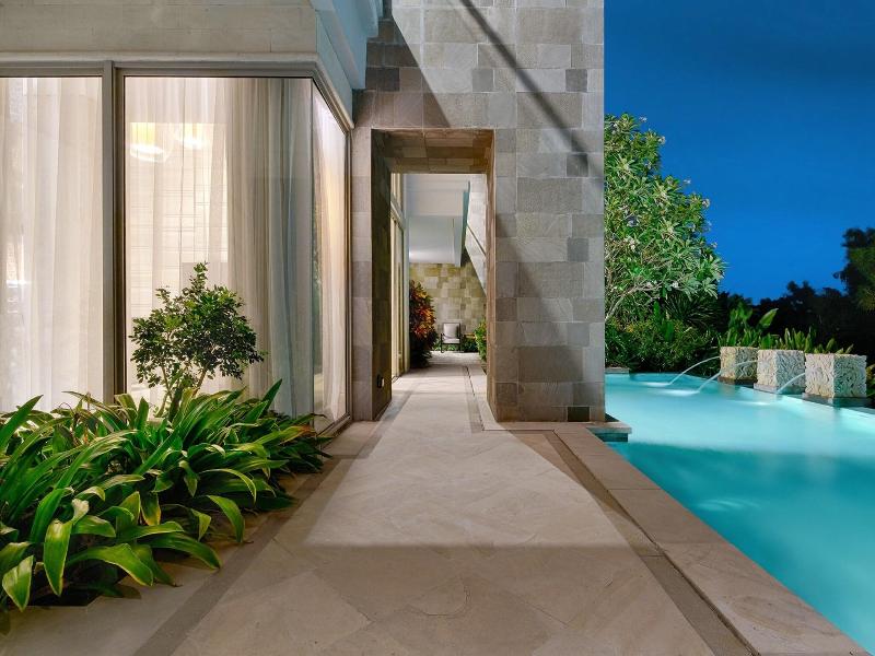 Luxury Apartment at AYANA Residences image