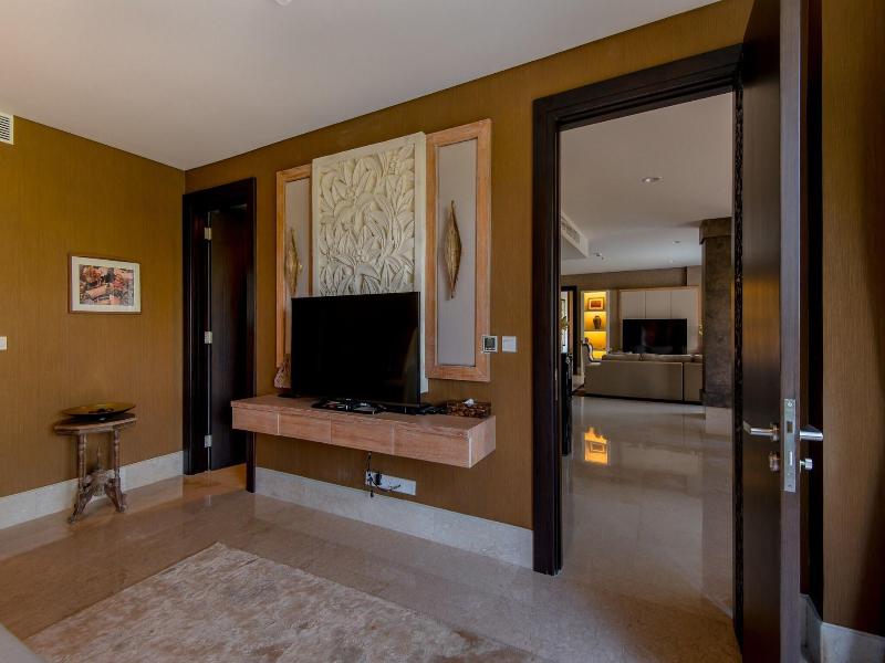 Luxury Apartment at AYANA Residences image