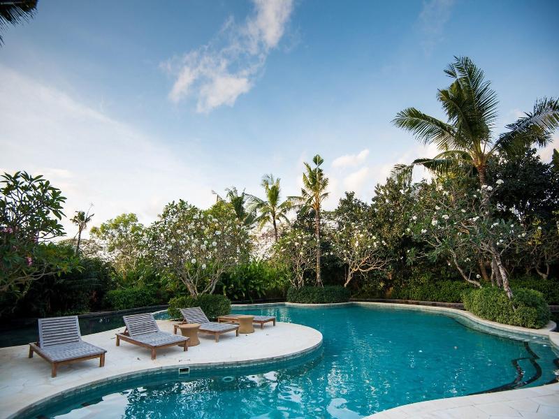 Luxury Apartment at AYANA Residences image