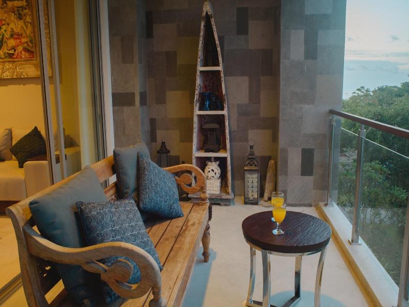 Luxury Apartment at AYANA Residences image