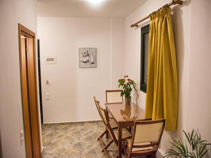 Ippoliti Village image